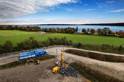 Bauer Resources is constructing a geothermal probe system for a high school in Diessen with a spectacular view of Ammersee Lake.